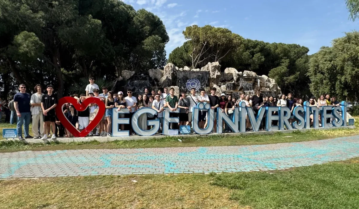 egüniversitesi-bentour-okul-turları